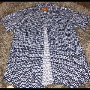 Casual short sleeve button up shirt